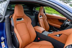 JA-GU-AR F-TYPE R COUPE 2023 IMPECABLE, LISTO PARA ENVIAR - Product Image 6