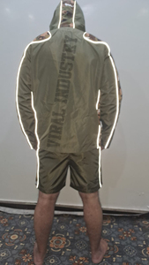 Nouvel ensemble court 3 pièces coupe-vent unisexe OEM personnalisé 2026, avec capuche, en polyester 240g, style streetwear, éco-responsable - Product Image 6