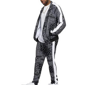 OEM ชุดเสื้อฮู้ดกันหนาวสำหรับเล่นกีฬาออกกำลังกายฟิตเนสไซส์ใหญ่พิเศษกางเกงครอปมีฮู้ดสำหรับใส่ได้ทั้งผู้หญิงและผู้ชาย - Product Image 3