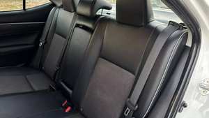 Toyota Corolla S 2016 d'occasion en bon état, boîte manuelle - Product Image 3