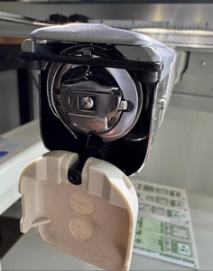 Machine à broder SWF MAS à 12 aiguilles neuve et authentique à vendre - Product Image 2