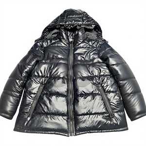 Chaqueta Acolchada Negra con Capucha ORCAFITS, Chaqueta Casual de Invierno de Poliéster Resistente al Viento, Cierre de Cremallera, Corte Regular, Color Sólido, Unisex - Product Image 1