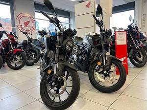 มอเตอร์ไซค์ครุยเซอร์ CB125R 125 ซีซี ปี 2024 มือสองจากโรงงานโดยตรง ไมล์น้อย ประสิทธิภาพสูง สำหรับนักขี่ทั่วโลก - Product Image 2