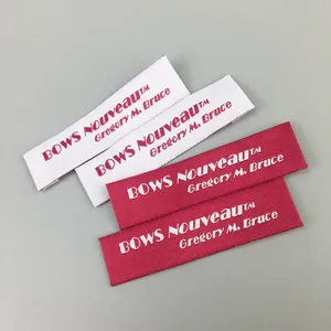 Etiquetas tejidas autoadhesivas en blanco y negro personalizadas con forma de logotipo personalizado para bolsos de ropa, zapatos, etiquetas de ropa plegables en el extremo de poliéster - Product Image 4