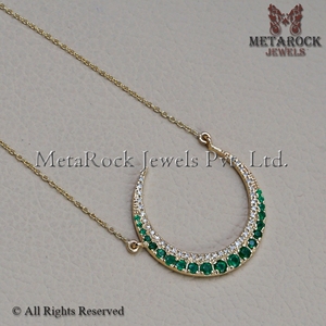 Collar con Colgante de Luna Creciente de Diamante Natural y Oro de 14k, Joyería Fina, Colgante de Luna Esmeralda - Product Image 5