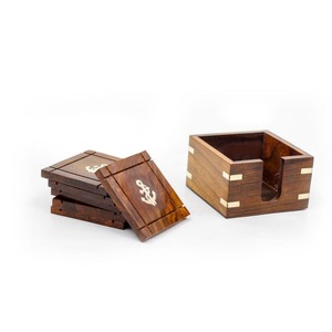 Posavasos de Madera de Nogal Hechos a Mano por HF Crafts, Estilo Clásico con Patrones Únicos, Posavasos para Ocasiones Especiales al por Mayor por HF CRAFTS - Product Image 1