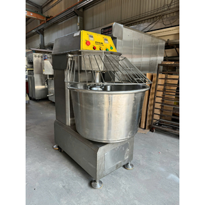Mélangeur à pâte commercial, capacité 25 kg, puissance 3,7 kW, 220 V, poids 230 kg, emballage sur palette, Kien an, fabriqué au Vietnam - Product Image 1