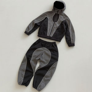 เสื้อกันลมมีฮู้ดสำหรับผู้ชายเสื้อกันลมผ้าไนลอนเสื้อวอร์มสีแบบบล็อก - Product Image 1