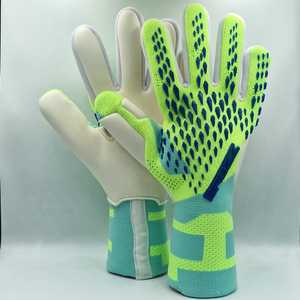 New Design Professional Soccer Goalkeeper <b>Gloves</b> by Leather with Strong Grip - Product Image 2