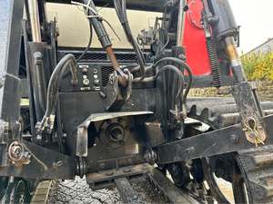 Tracteur à chenilles MITSUBISHI MKM-1150HX 110HP avec transmission hydrostatique, cabine climatisée entièrement vitrée, boîte de vitesses et roulements - Product Image 4