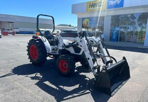 รถแทรคเตอร์ CT4045แมสซีย์เฟอร์กูสัน45/70HP รถแทรคเตอร์4WD พร้อมปั๊มและกระปุกเกียร์สำหรับขายบ็อบแคท - Product Image 3