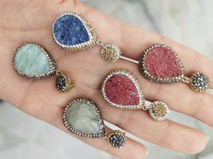 Collar Hecho a Mano en Plata de Ley 925 con Colgante de Piedra Sintética Druzy - Product Image 4