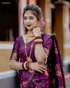 Sari en coton Pethani trop doux avec un motif de tissage en zari cuivré, prêt à porter, sari pour femmes en gros - Product Image 3