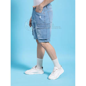 Shorts en jean déchirés pour hommes avec taille extensible et look tendance pour les jeunes Shorts en jean pour hommes avec poignets pliés - Product Image 2