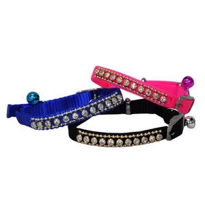 ไนลอนพร้อมเครื่องประดับตกแต่ง - Product Image 1