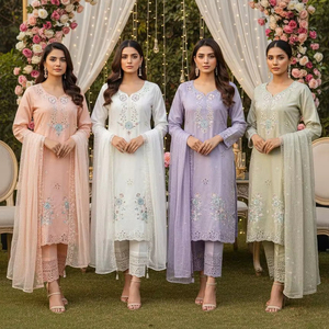 Conjunto de Top y Pantalón de Viscosa Cristal con Dupatta de Organza Pesada para un Shalwar Kameez Refinado para Diwali, Disponible en Tallas XL y XXL - Product Image 1