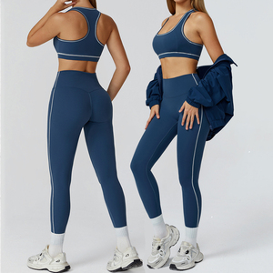 Ensemble de yoga pour femmes 2/3 pièces, leggings taille haute, soutien-gorge de sport, veste à manches longues, vêtements de fitness, vêtements de sport, survêtement pour la salle de sport et l'entraînement - Product Image 1