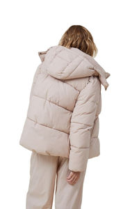 Venta al por mayor de tamaño europeo de color sólido de invierno cálido señoras Puffer acolchado burbuja chaqueta de las mujeres hechas en Pakisan - Product Image 2