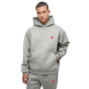 Conjunto Deportivo de Sudadera con Capucha Gris Estructurada para Hombre, Sudadera Minimalista de Punto Grueso con Costuras Limpias, Ropa Urbana Moderna, Atuendo Cálido de Invierno - Product Image 1