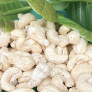 Noix de cajou grillées au meilleur tarif Noix de cajou W320 Noix de cajou exportées en gros à Dubaï, Moyen-Orient, Dubaï, Moyen-Orient - Product Image 1