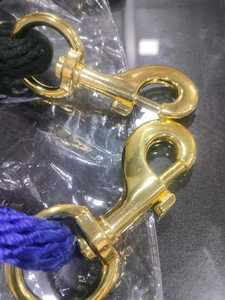 เชือกจูงม้า2.20เอ็มทีอาร์ชุบทองเหลือง/สังกะสี/ทองเหลืองบริสุทธิ์หนัก70กรัมพร้อมตัวหนีบหนัก - Product Image 4