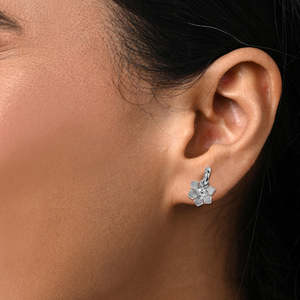 Pendientes de Plata Estilo Vintage Gioia con Flor, Aro de Oro de 14k, Zirconia, Perla, Oro Rosa, Certificados IGI para Boda y Compromiso - Product Image 4