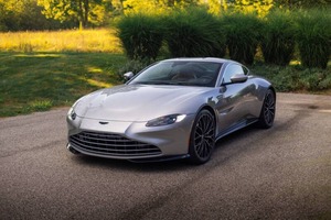 Aston Martin Vantage 2023 Estándar de Lujo - Product Image 2