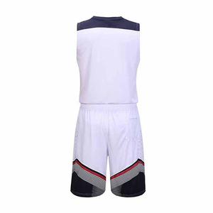 Uniforme de basket-ball brodé OEM avec ensemble de tissu 100% polyester vente en gros pas cher vêtements de sport de haute qualité avec logo - Product Image 2
