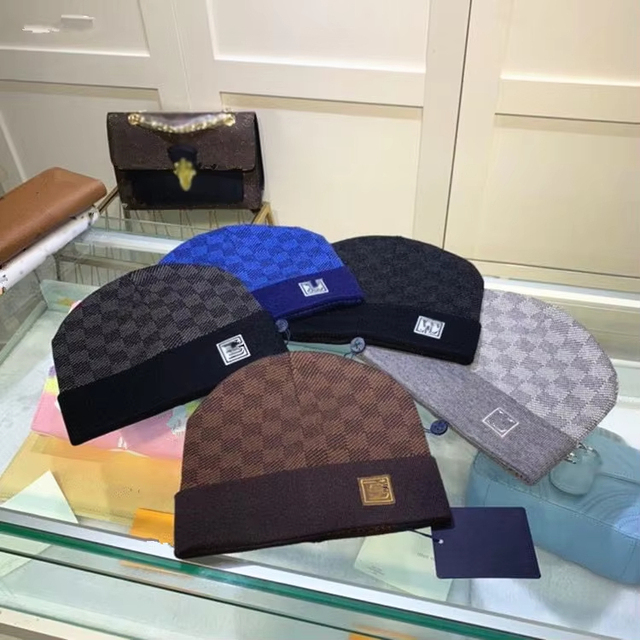 beanie fake louis hat