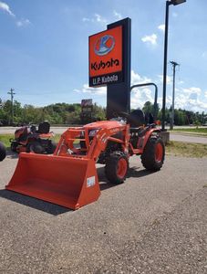 Commandez le tracteur Kubota M9960 dès aujourd'hui, achetez un tracteur de qualité supérieure avec livraison rapide, efficace, puissant et durable pour chaque exploitation agricole. - Product Image 6