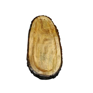 Assiettes en bois massif gravées rondes en bois pour le dîner Plateau rond en acacia en bois - Product Image 1