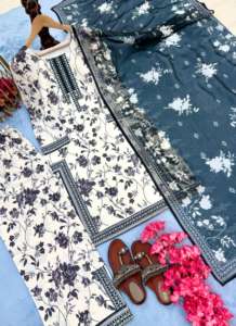 Traje Salwar de seda con estampado digital de diseñador vestido largo Kameez pakistaní de estilo moderno para fiestas de boda indio pakistaní - Product Image 3