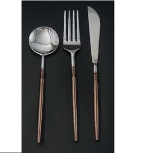 Cubiertos pulidos de uso diario para hoteles y restaurantes, juego de cubiertos con acabado dorado para catering. - Product Image 2