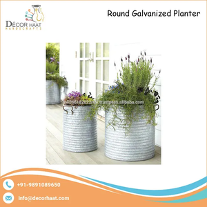 Macetas y macetas de metal duraderas con estilo para la decoración del hogar y el jardín - Product Image 3