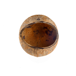 Comederos para pájaros de cáscara de coco Natural 100% de la mejor calidad y cuencos para mascotas Características ecológicas redondeadas hechas a mano para uso alimentario - Product Image 4