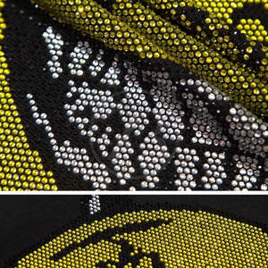 T-shirt coupe ajustée 100% coton de qualité supérieure pour homme, respirant avec décoration en strass - Product Image 4