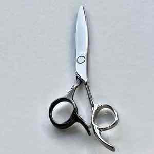 Ciseaux à cheveux raides professionnels japonais de 6 pouces avec lame en acier inoxydable pointe pointue incurvée pour la coupe de cheveux en salon 2 ans de garantie - Product Image 2