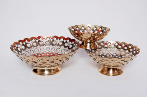 Servicio de aluminio hecho a mano, cuenco de metal chapado en níquel en relieve para ensalada y fruta - Product Image 3