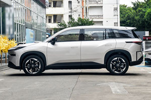Nuevo Sedán Eléctrico 2025 de Emprendimiento Conjunto con Sistema de Conducción Inteligente, Chip de Computación de Alto Rendimiento, Transmisión Automática, R18 EV - Product Image 3