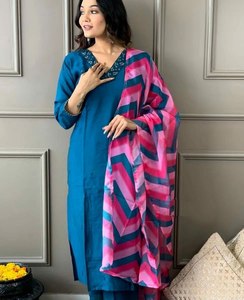 El último conjunto de 3 mujeres de diseñador exclusivo Indian Kurti manga larga diferentes tamaños del exportador y fabricante indio - Product Image 2