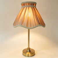 Lampe portable sans fil rechargeable, abat-jour en tissu, commande tactile, options de batterie personnalisées, idéale pour la décoration d'événements de mariage en extérieur