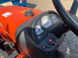 Utilizado para el Tractor Compacto B2420 de 50 HP 4WD con Transmisión de Engranajes Multifuncional para Diversas Tareas Agrícolas - Product Image 4