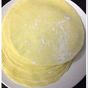 ENVOLTURAS GYOZA MARRONES DORADOS Y DELGADOS/SABOR AUTÉNTICO/VALOR ASEQUIBLE - Product Image 1