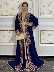 NOUVEAU TRAVAIL DE BRODERIE ZARI COLORÉ SUR ROBE CAFTAN BLEU ROYAL AVEC POUR FÊTE ET Mariage = 2024 - Product Image 2