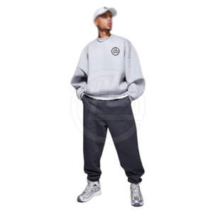 Conjunto de Jogger y Sudadera con capucha de gran tamaño para hombre de algodón transpirable para Trendy Street Look Conjunto de Jogger y Sudadera con capucha holgada para hombre - Product Image 1
