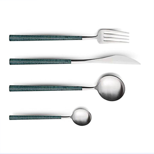 Ensemble de couverts personnalisés de style simple Ensembles de couverts plaqués or rose en acier inoxydable avec étiquetage privé pour la vaisselle de mariage - Product Image 6