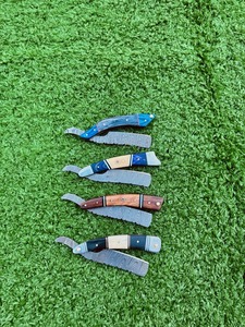 Lote de 4 piezas de ACERO DE DAMASCO PERSONALIZADO A MANO PLEGABLE BORDE RECTO BARBAR RAZOR. - Product Image 3