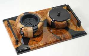 Ensemble brûleur d'encens religieux en bois et résine époxy éco-responsable, avec pot à couvercle et plateau diffuseur d'arômes artisanal pour une décoration élégante de style arabe - Product Image 2