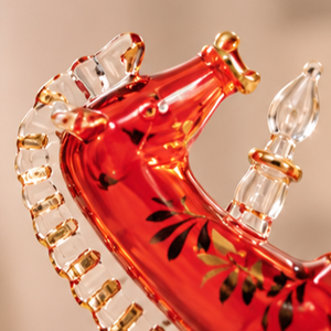 Flacon de parfum égyptien en verre en forme de cheval, peint à la main, récipient décoratif pour fragrance équine - Product Image 2
