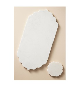 Plateau de service en marbre blanc avec design Cloud Edge Plateau de service à fromage en marbre naturel de luxe pour la cuisine et la salle à manger - Product Image 1